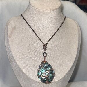 Elegant Abalone Shell Pendant Necklace